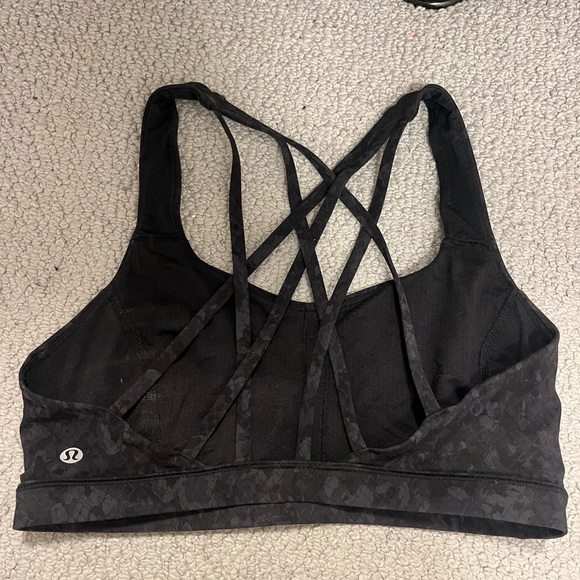 Lululemon Free to Be Serene Sports Bra - Picture 2 of 2